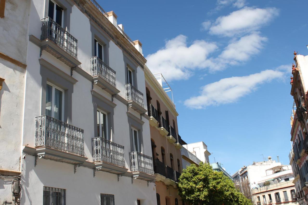Mata Mua Suites Siviglia Esterno foto