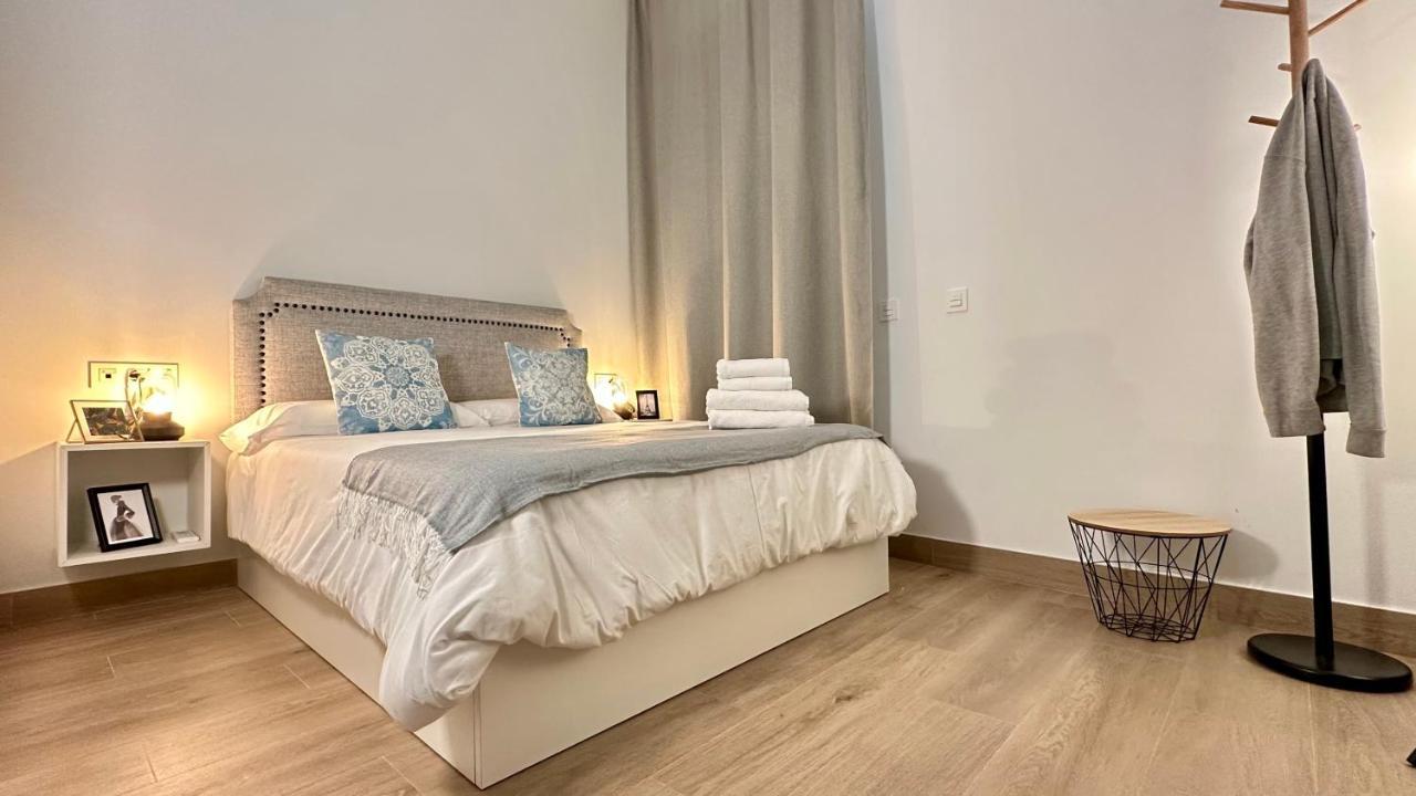 Mata Mua Suites Siviglia Esterno foto