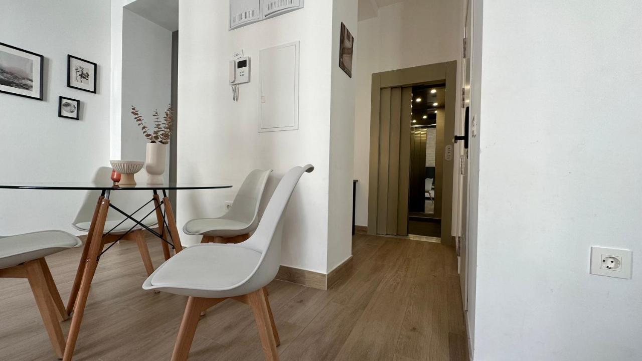 Mata Mua Suites Siviglia Esterno foto